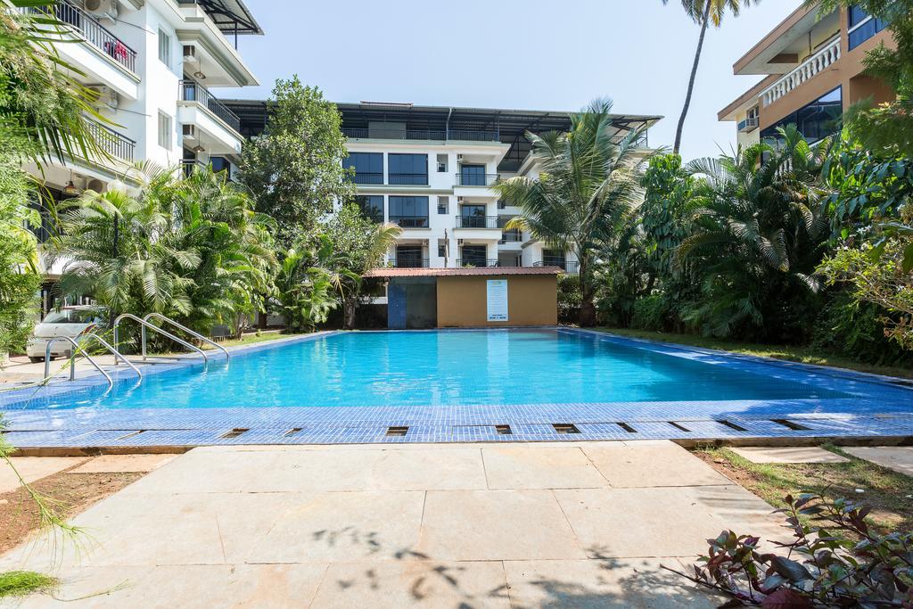 Treebo Trend Zeebo Suites Arpora Exterior photo
